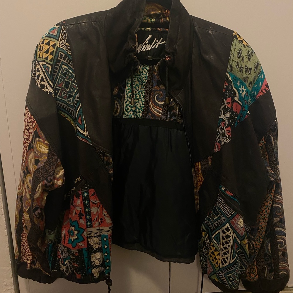 Vintage bomber jacket 🤟🏻